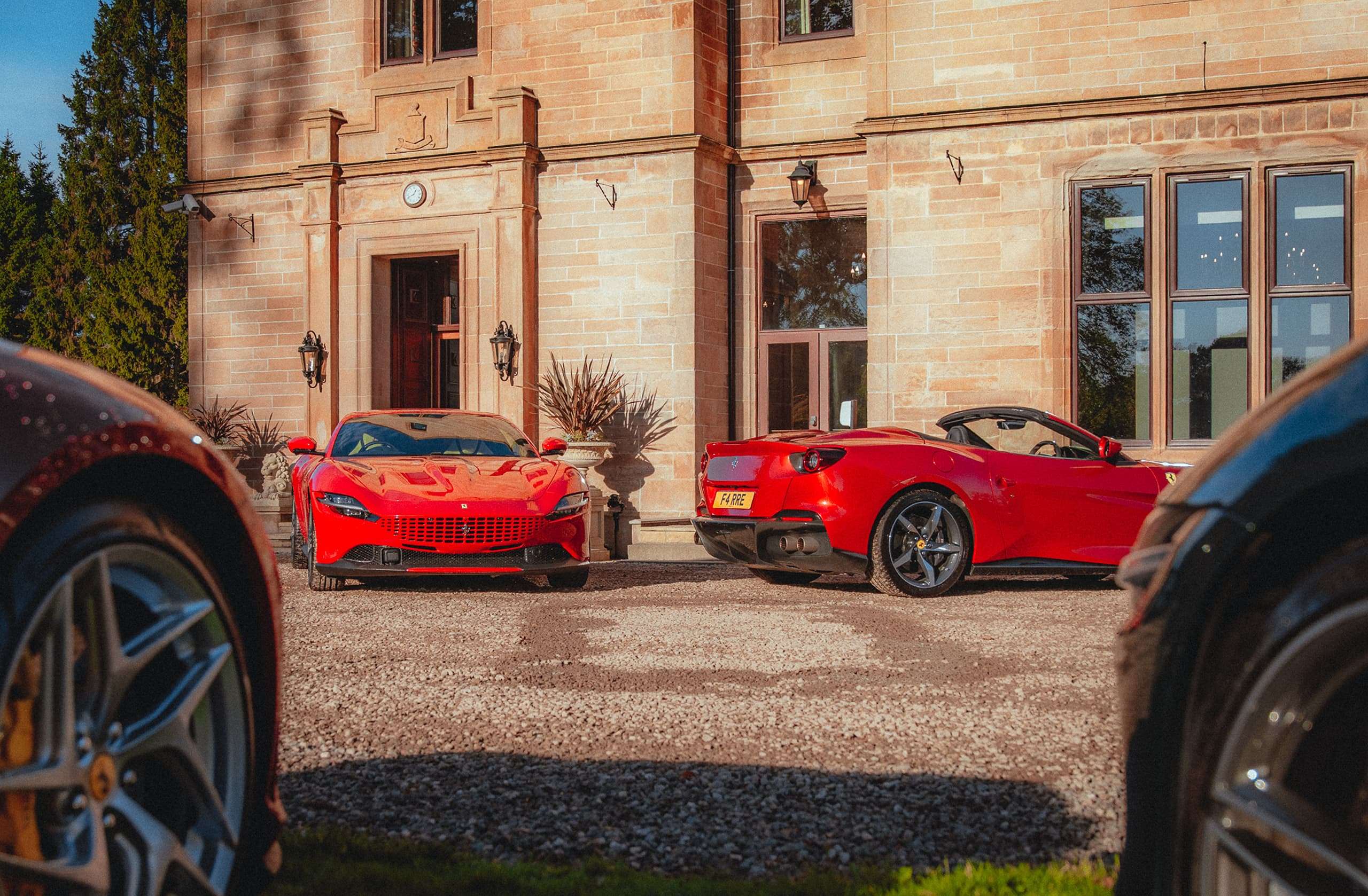 2 Ferraris
